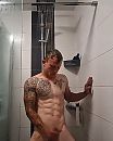 showerboy, foto 461x576, 2 reacties, 19 stemmen