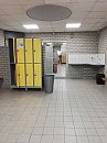 Afspoelen na het sporten, foto 1728x2304, 4 reacties, 14 stemmen