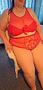 BBW in red, foto 868x1777, 2 reacties, 13 stemmen