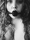 Ballgag, foto 823x1082, 23 reacties, 147 stemmen