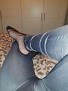 Blauwe legging, foto 3000x4000, 3 reacties, 12 stemmen