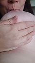 Fwb proeft zelf even, foto 1152x2048, 2 reacties, 21 stemmen