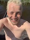 Hallo, foto 2316x3088, 1 reacties, 6 stemmen