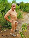 IEMAND VOND HET LEUK OM MIJ, foto 3000x4000, 3 reacties, 15 stemmen