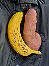 Iemand een banaan?, foto 3000x4000, 9 reacties, 15 stemmen