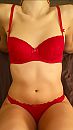 Lady in red, foto 750x1334, 39 reacties, 183 stemmen