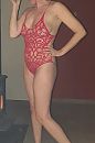 Lady in red, foto 1512x2284, 39 reacties, 150 stemmen