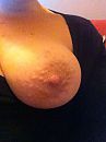 Lekker grote tepel, foto 480x640, 1 reacties, 11 stemmen