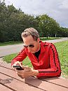 Me, foto 1200x1600, 6 reacties, 17 stemmen