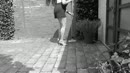 Milf in de tuin, film 00:00:00, 35 reacties, 145 stemmen