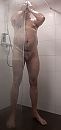 Na het scheren onder de douche, foto 379x800, 2 reacties, 11 stemmen