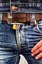 Opgesloten in jeans..., foto 320x480, 0 reacties, 3 stemmen