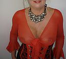 Rood, foto 2379x2140, 53 reacties, 253 stemmen