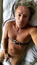 Sex slaaf, foto 960x1669, 0 reacties, 1 stemmen