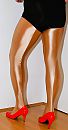 Sexy gouden lottie 002, foto 968x1834, 1 reacties, 0 stemmen
