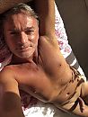 Slaaf, foto 960x1271, 0 reacties, 0 stemmen