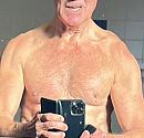 The master himself, foto 256x248, 4 reacties, 10 stemmen