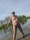 Water is nog koud, foto 2208x2944, 3 reacties, 17 stemmen
