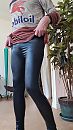 Wetlook legging, foto 1080x1920, 3 reacties, 6 stemmen
