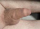 Wie maakt hem hard?, foto 4000x3000, 2 reacties, 8 stemmen