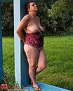 Yvette als kunstobject #3, foto 1600x2000, 2 reacties, 33 stemmen