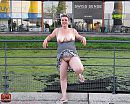 Yvette op woonboulevard #1, foto 2000x1600, 8 reacties, 69 stemmen