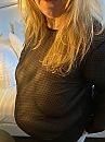 Zonder bh, foto 3000x4000, 12 reacties, 39 stemmen