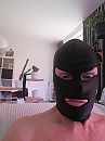 Zwart masker, foto 3000x4000, 6 reacties, 7 stemmen