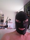 Zwart masker, foto 3000x4000, 6 reacties, 13 stemmen