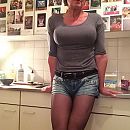 dikke tieten…., foto 960x960, 19 reacties, 40 stemmen