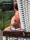 en tieten showen, foto 3000x4000, 2 reacties, 43 stemmen