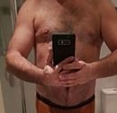 even selfie, foto 601x584, 1 reacties, 2 stemmen