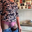 kiekeboe…., foto 960x960, 6 reacties, 13 stemmen