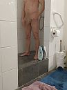 lekker douche, foto 2448x3264, 1 reacties, 2 stemmen