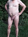 lekker in mijn nakie buiten, foto 600x800, 5 reacties, 17 stemmen