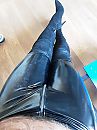 lekker met overknees, foto 2448x3264, 9 reacties, 9 stemmen