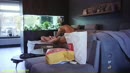 mijn kutje verwennen, film 00:00:00, 12 reacties, 238 stemmen