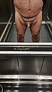 naakt in de lift., foto 2250x4000, 3 reacties, 8 stemmen