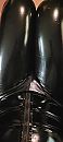 pvc outfit, foto 612x1360, 2 reacties, 6 stemmen