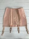 retro iemand intrese, foto 564x752, 2 reacties, 4 stemmen