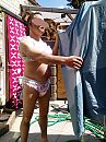 sissy doet de was 3, foto 1500x2000, 11 reacties, 27 stemmen