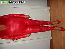 strak wet look, foto 550x412, 1 reacties, 11 stemmen