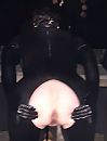 verkleed/fetish/bdsm party, foto 1488x1952, 9 reacties, 55 stemmen