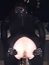 verkleed/fetish/bdsm party, foto 1488x1952, 9 reacties, 54 stemmen