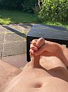 Buiten masturberen, foto 3000x4000, 10 reacties, 24 stemmen