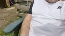 Chillen in de tuin, film 00:00:14, 3 reacties, 12 stemmen