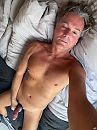 Cockring live via webcam, foto 960x1280, 0 reacties, 2 stemmen