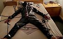 Date with slave, foto 2743x1696, 6 reacties, 13 stemmen