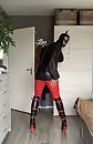 Deze slet wil vol, foto 1126x1731, 3 reacties, 9 stemmen