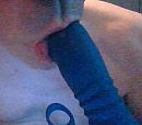 Dildo in mn mond, foto 698x613, 1 reacties, 4 stemmen